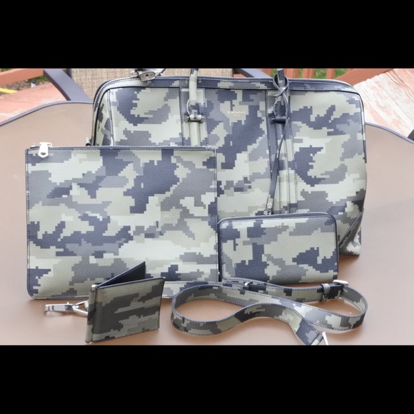 GIVENCHY Camo Weekend Lucrezia Digital Set digital - Picture 3 of 16